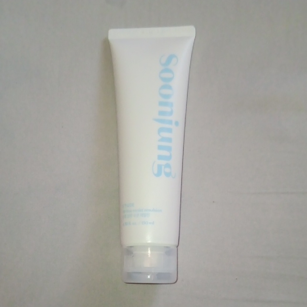 Etude Soonjung 10-Free Moist Emulsion